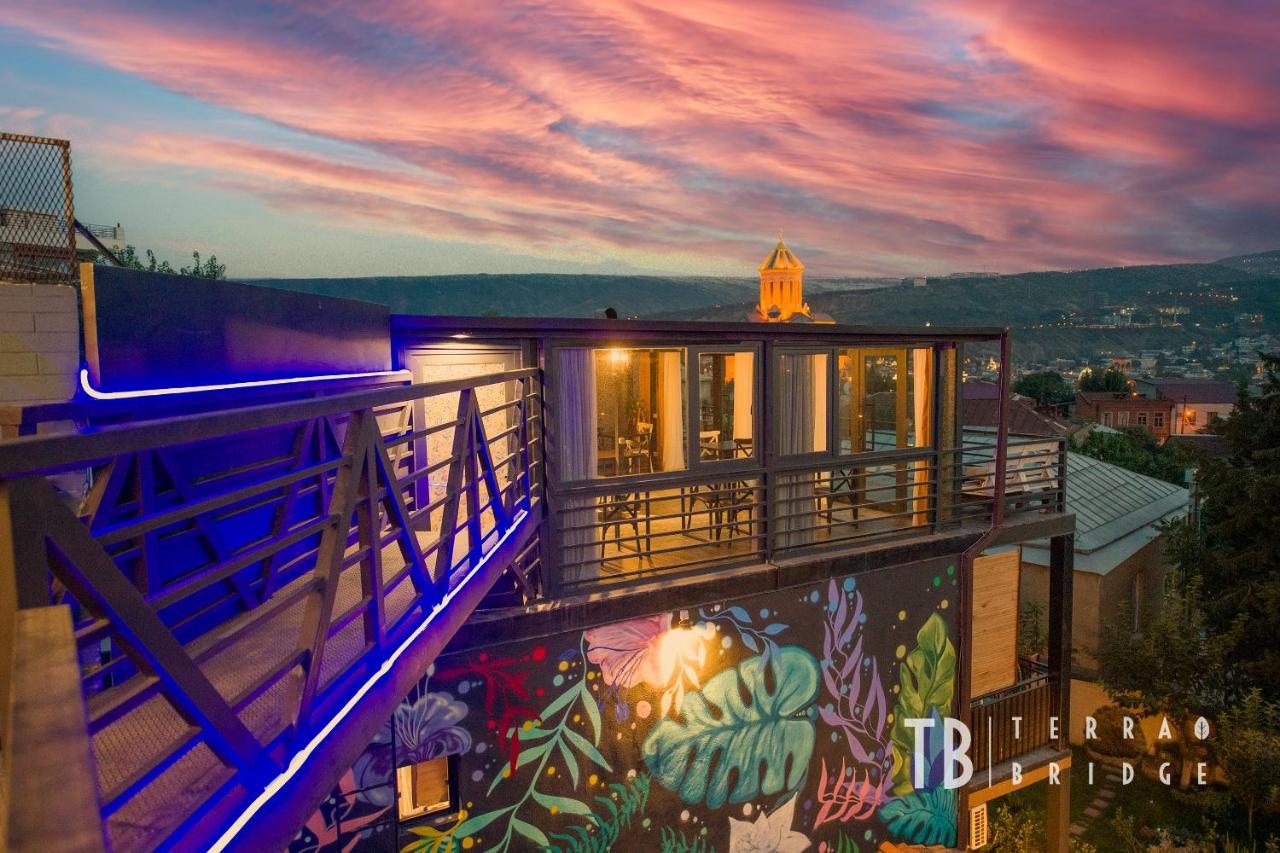Hotel Terra Bridge Tbilisi Exterior foto
