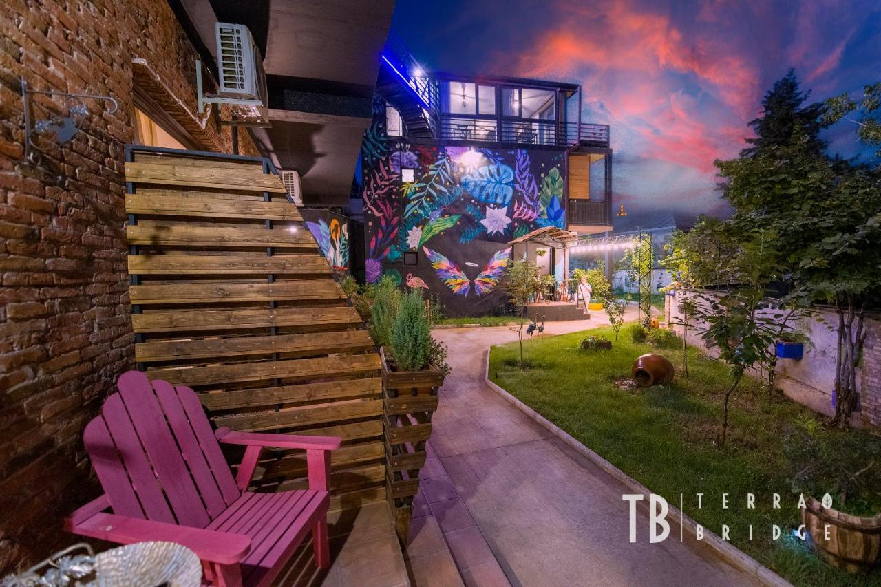 Hotel Terra Bridge Tbilisi Exterior foto