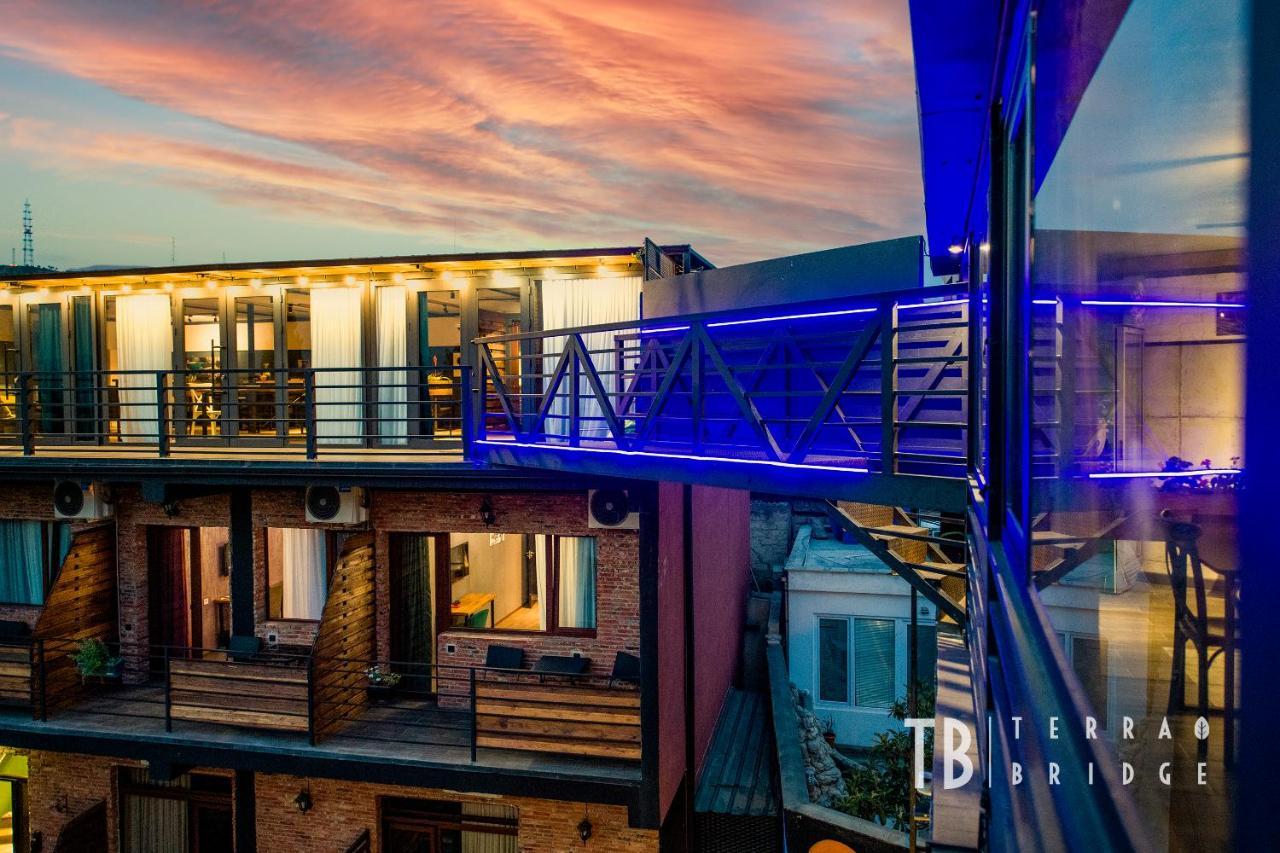 Hotel Terra Bridge Tbilisi Exterior foto