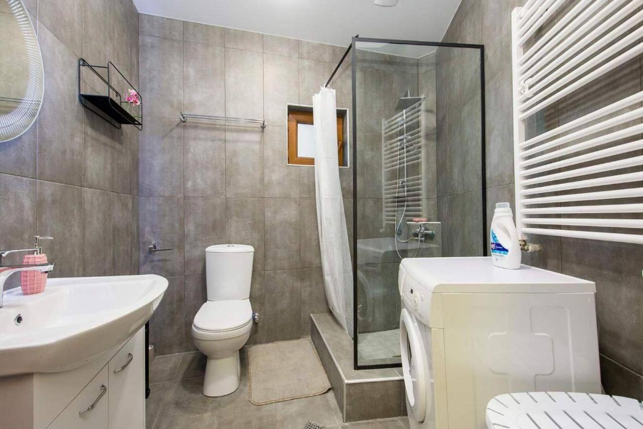 Hotel Terra Bridge Tbilisi Exterior foto